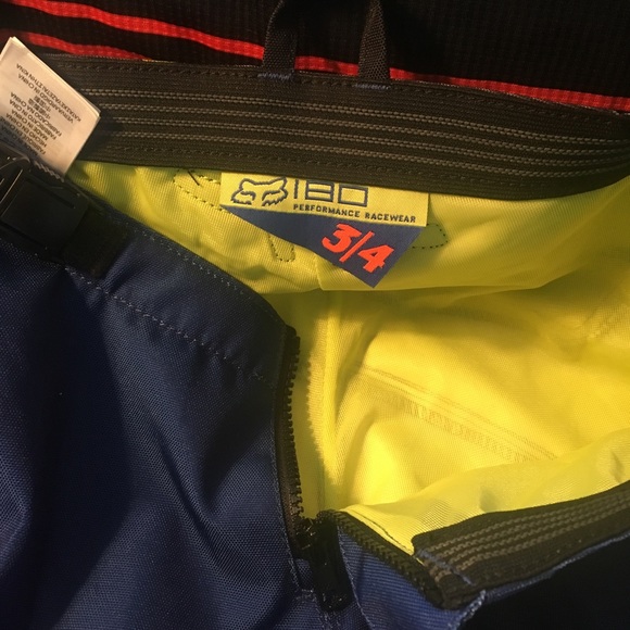 FOX RIDING GEAR!! - Picture 5 of 5